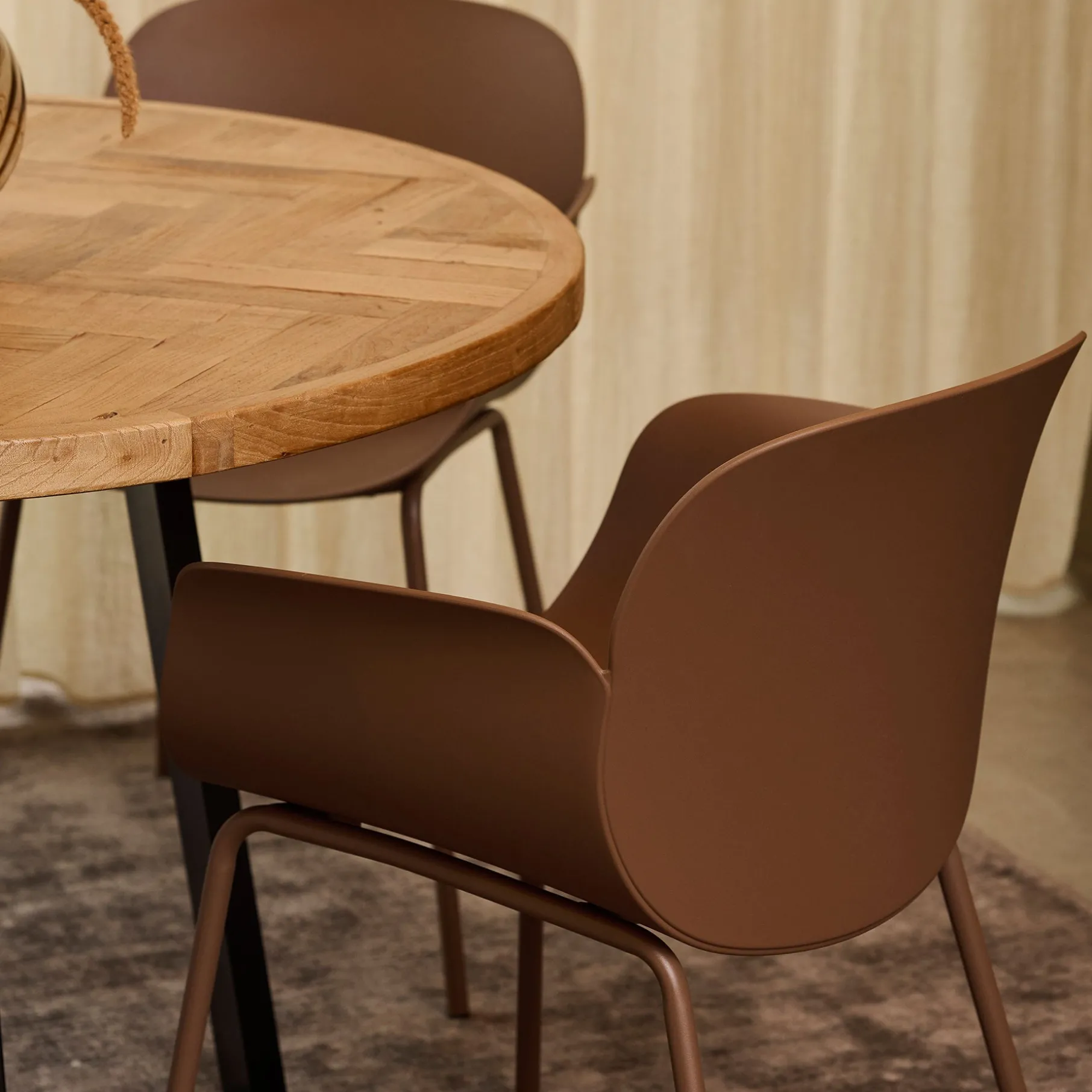 Como spisebordsstol plast