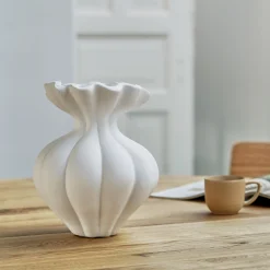Elora II vase
