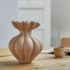 Elora II vase