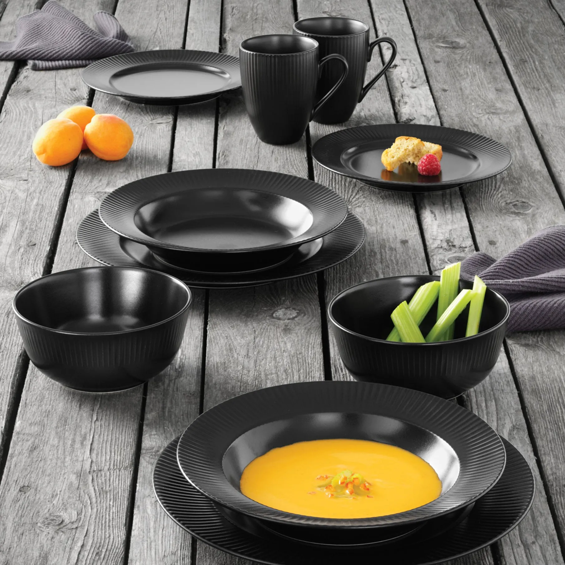 Groovy krus 30 cl sort stentøj