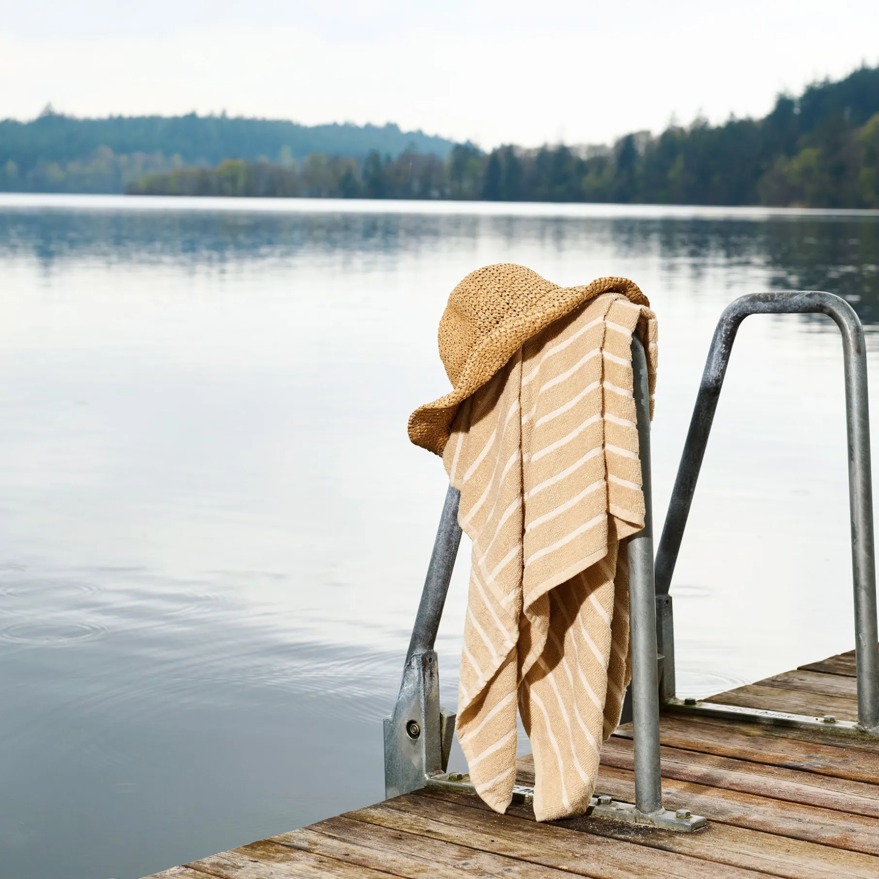 Life stripe badehåndklæde