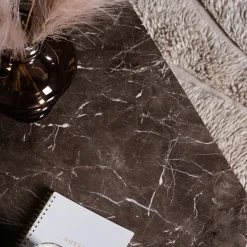 Lines II sofabord i marmor 80x80 cm