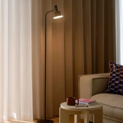 Matis gulvlampe sort