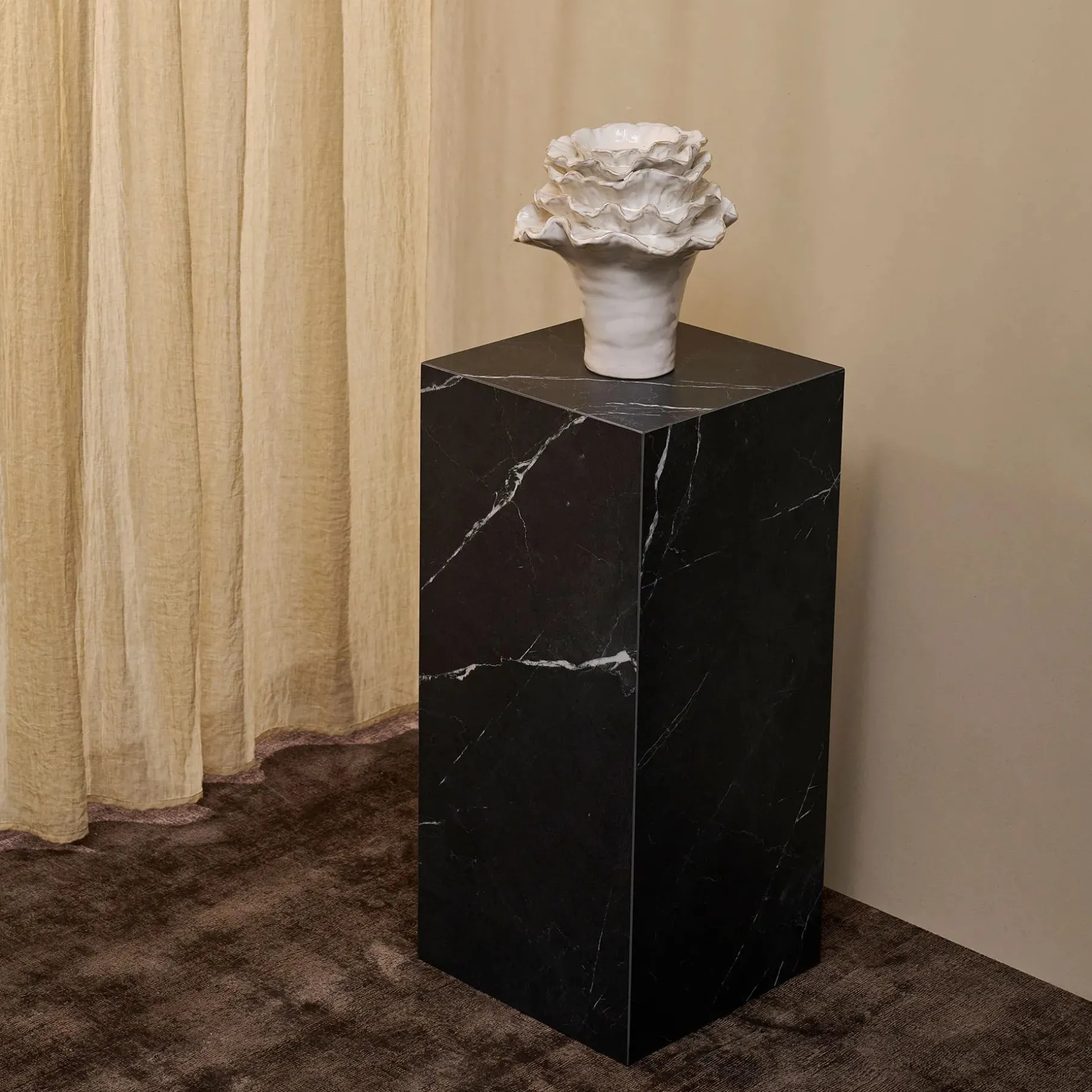 Montes podium H65 cm