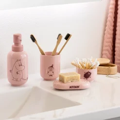 Mug for toothbrushes