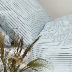 Multi strib sengetøj 140x200 cm lys blå