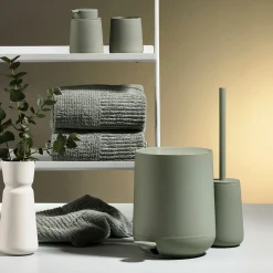 Nova One toiletbørste matcha green