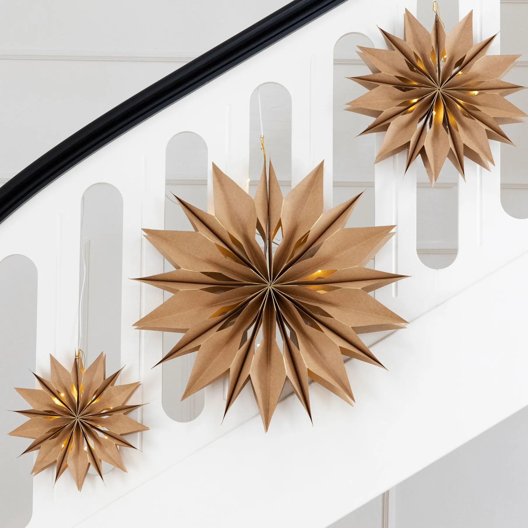 Papirstjerne med lys