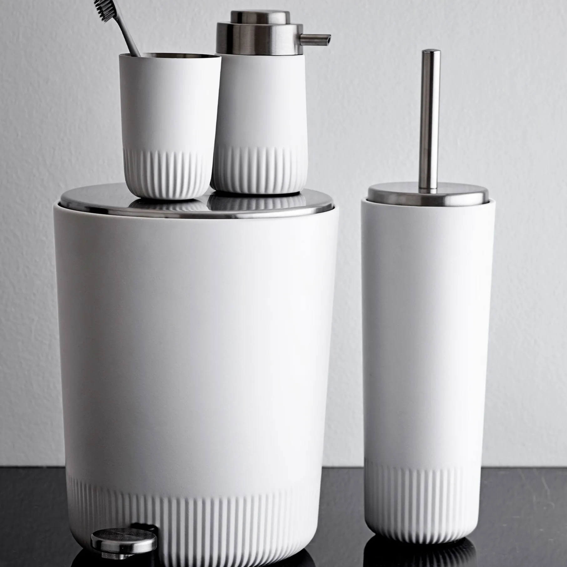 Plissé tandbørstekrus white