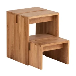 Rei sidebord/trappestige