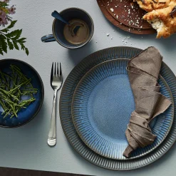 Relief frokosttallerken Ø22 cm stentøj blå