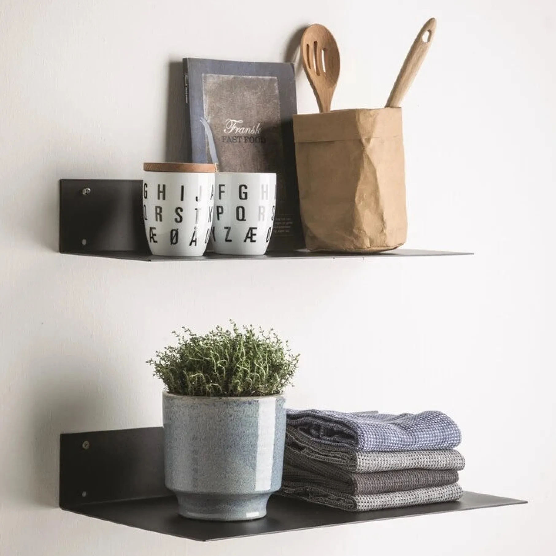 Shape It hylde L52xD28 cm