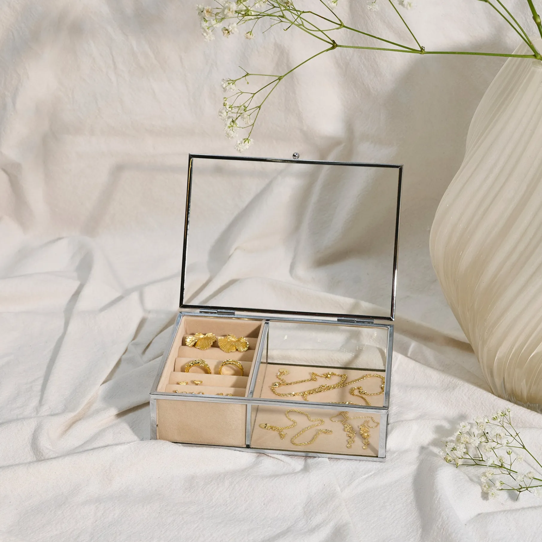 Smykkeskrin m. to rum