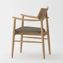 Vedersø spisebordsstol m. armlæn - Stof