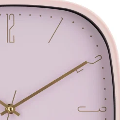 Vægur kvadratisk 30x30 cm.