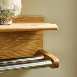 Wood II håndklædeholder i FSC certificeret egetræ, L75 cm